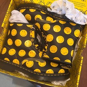 Doc Marten Smiley Boots